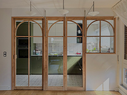 Projet réalisé pose verriere bois cuisine